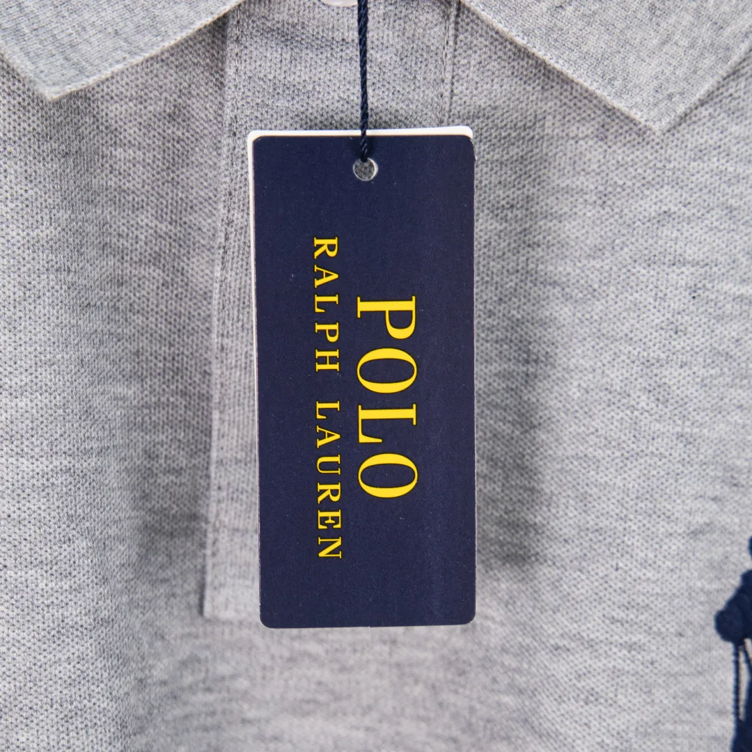 P240 zp version [exclusive supply] - Ralph Lauren/Ralph Lauren classic four-season basic three-dimensional Malaysian LOGO-No. 3 armband solid color long-sleeved POLO shirt - original version of the same 220g heavy double-sided pique cotton ✅ - three-dimensional Malaysian embroidery white background pearlescent buttons ✅ - placket chiffon film professional processing ✅ -Ralph Lauren classic Malaysian logo Polo｜Unlock the British retro sports style Made of 220g heavyweight double-sided piqué cotton to create a straight silhouette. The iconic Malaysian embroidered logo interprets American origin. The solid color system can easily control formal and casual scenes. Color: white black label pink blue label gray blue label black white label black red label navy blue red label Size: S M L XL Number: WW10729